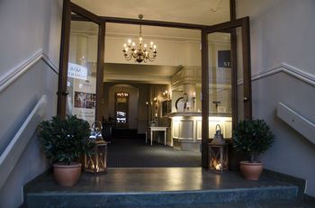 Hotel Photo 8