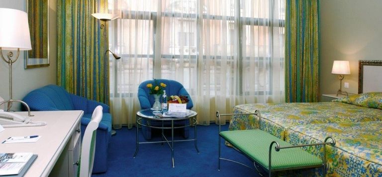 Hotel Photo 5
