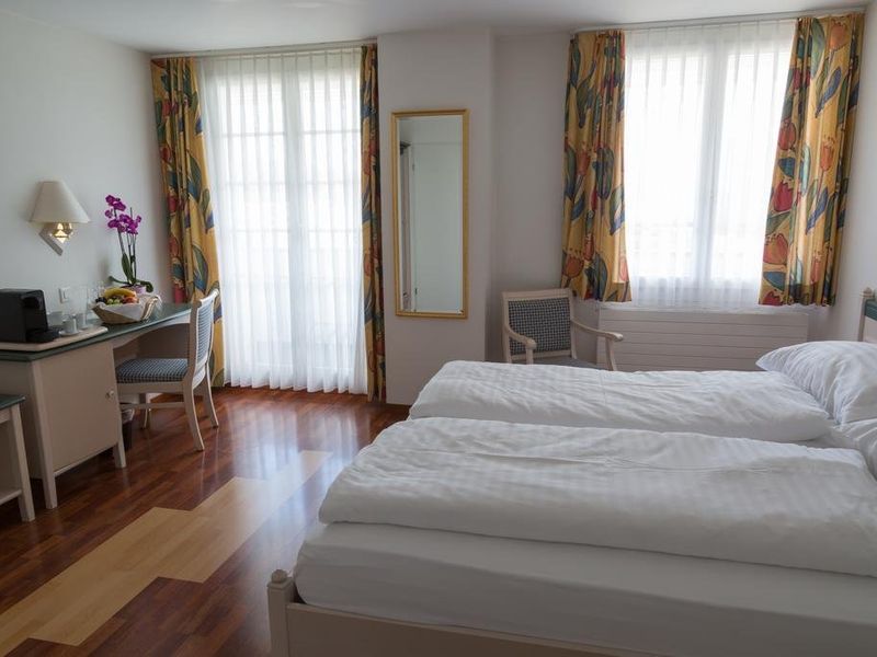 Hotel Photo 1