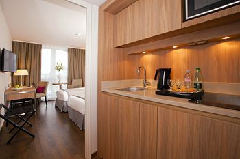 Hotel Photo 11