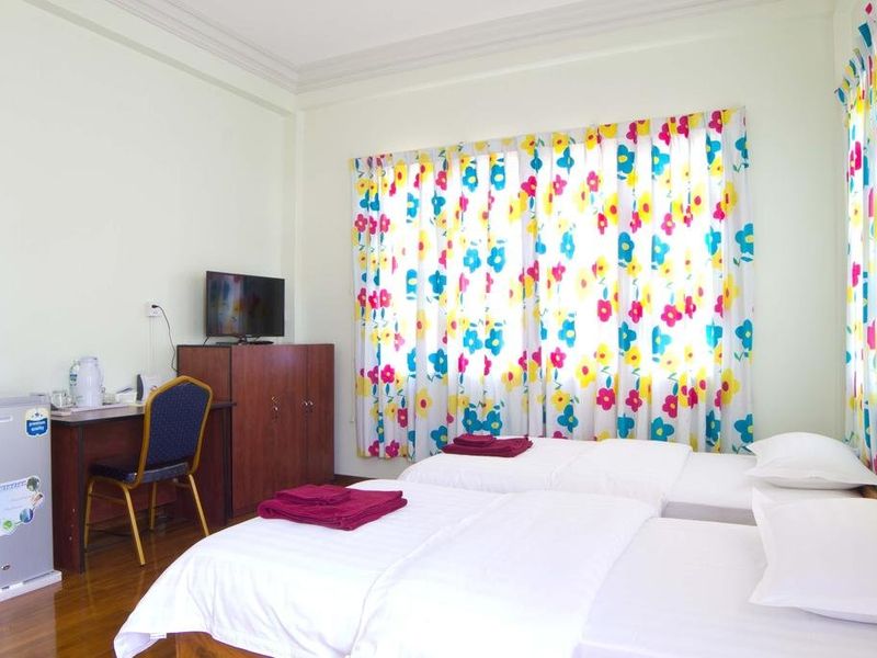 Hotel Photo 1
