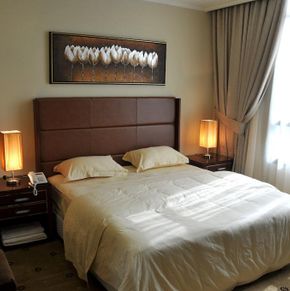 NearBy Hotel