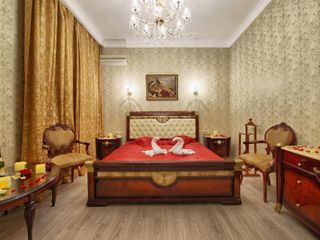 Алекс Отель на Марата