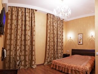 Алекс Отель на Марата