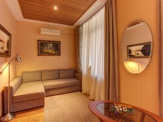 Президент отель