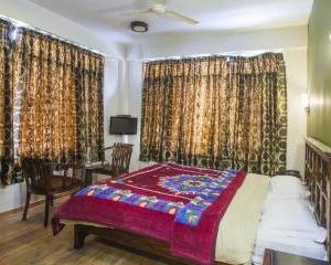 Hotel Royal Khazir Srinagar India