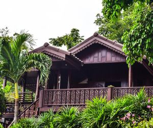 Kaya Mani Thai Villa resort Choengmon Thailand