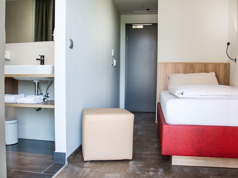 Hotel Photo 8