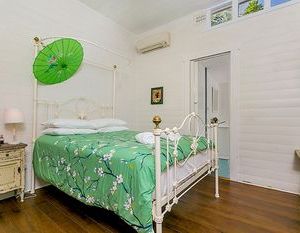Gidgets Surf Shack Byron Bay Australia