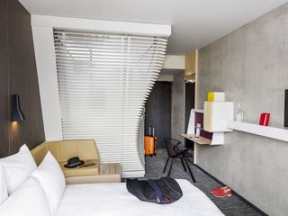Фото отеля Okko Hotels Paris Rueil Malmaison