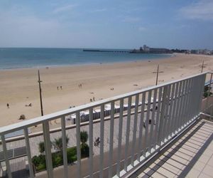 Rental Apartment Face À La Grande Plage Et À 2 Pas De Tous Commerces 1 Les Sables-dOlonne France