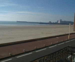 Rental Apartment Face À La Grande Plage Et À 2 Pas De Tous Commerces 2 Les Sables-dOlonne France