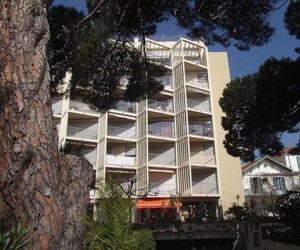 Rental Apartment La Meridienne Le Lavandou France