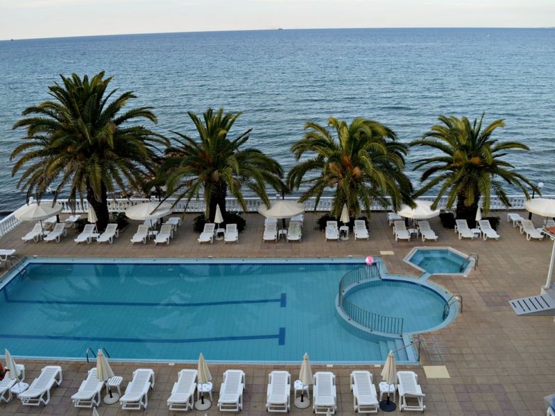 Hotel Photo 1