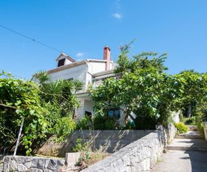 Apartments Veve Postira Croatia