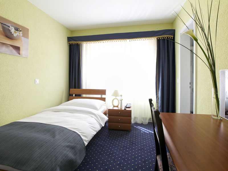Hotel Photo 1