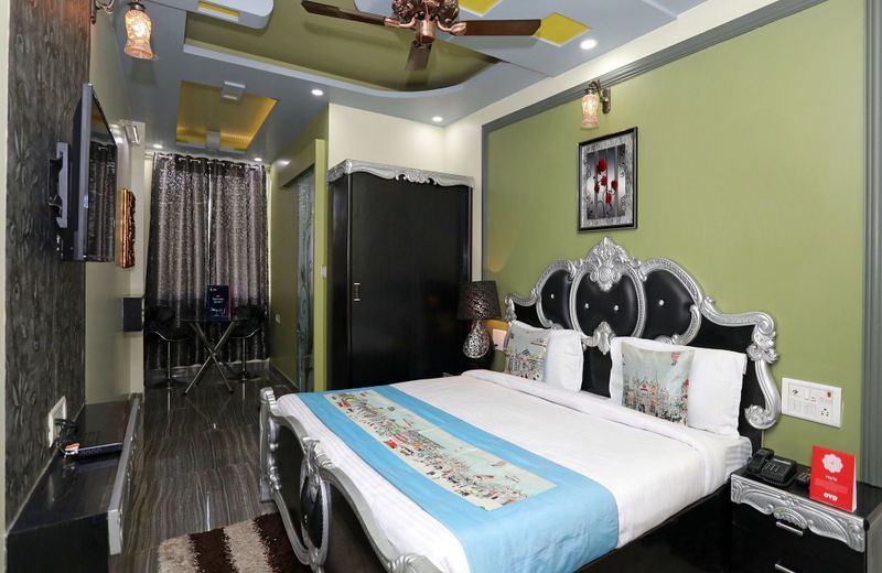 OYO 2629 Hotel Royal Odyssey