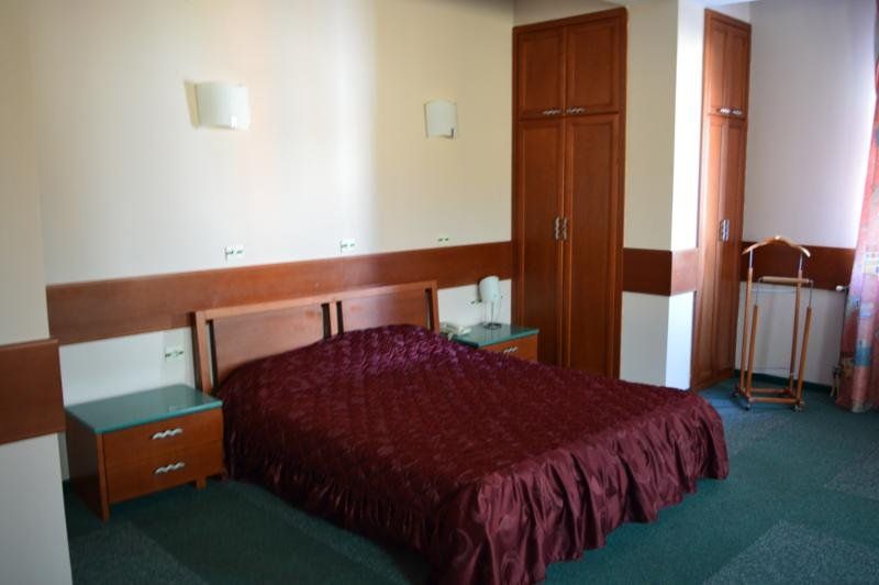 Hotel Photo 1
