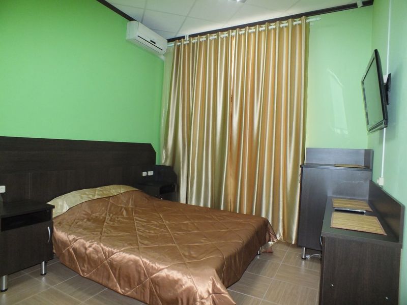 Hotel Photo 1