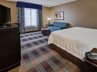 Hotel pic Hampton Inn & Suites Clarksville