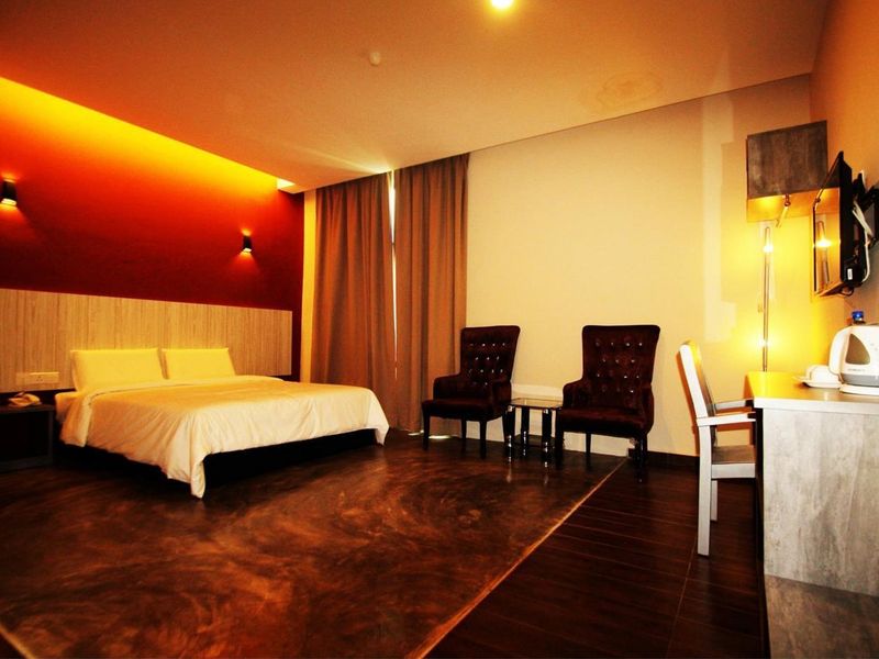 Hotel Photo 6