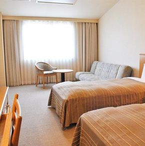 NearBy Hotel
