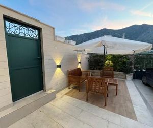 Apartments Villa Miramare Dobrota Montenegro