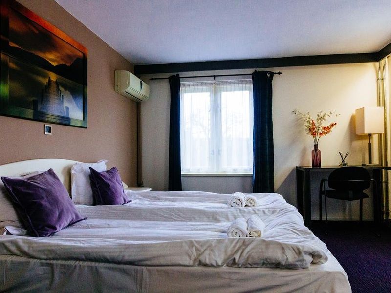 Hotel Photo 5