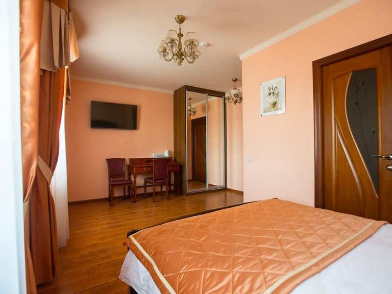 Hotel Photo 1