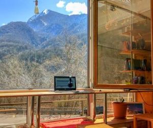 Hostel MoreGor Krasnaya Polyana Russia