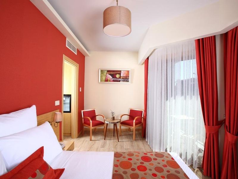 Hotel Photo 1