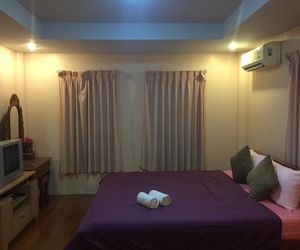 Kruamaeurai Homestay xamphwa Thailand