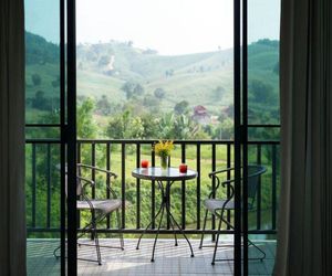 Dern Din Du Dao Resort Ban Kom Thailand