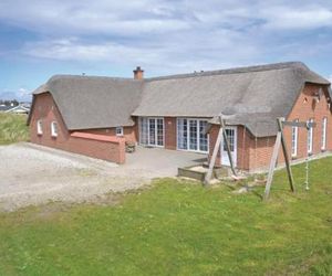 Six-Bedroom Holiday home with a Fireplace in Hvide Sande Hvide-Sande Denmark