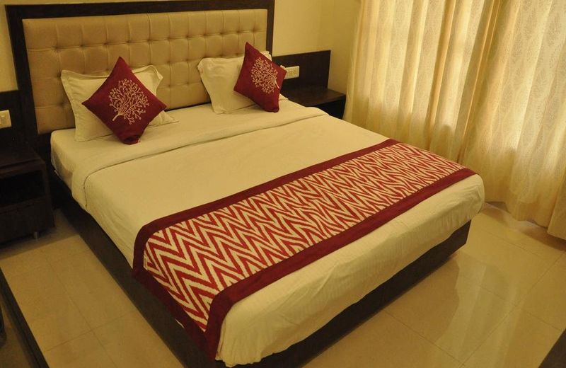 OYO 2647 Hotel Sai Shubham