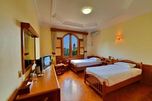 Hotel Photo 7