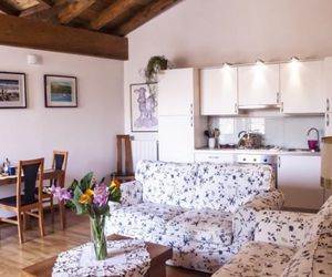 BROSETA HALLDIS APARTMENT Bergamo Italy