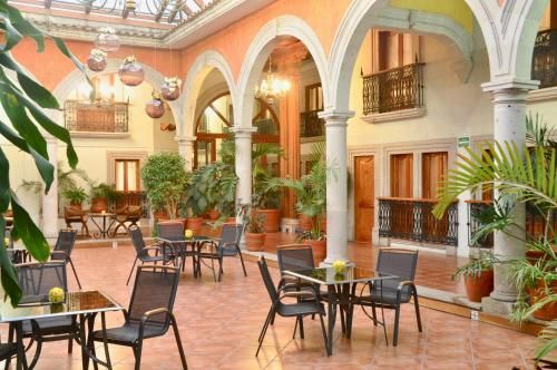 Hotel Photo 12