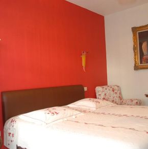 NearBy Hotel