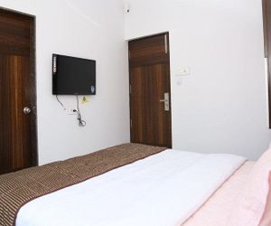 Hotel Sri Sri Executive Lodging Kolhapur India