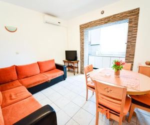 Apartments Valentina Donje Petrcane Croatia