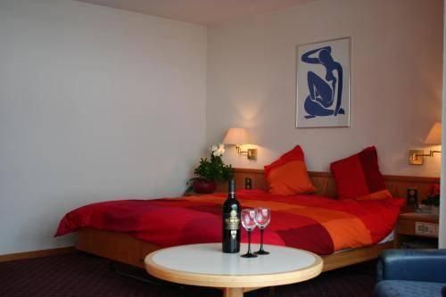 Hotel Photo 1