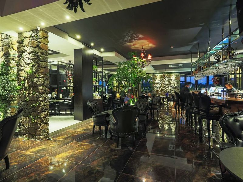 Hotel Photo 13