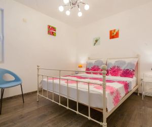 Apartment Mia Sveti Stefan Montenegro