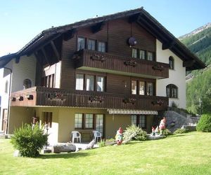 Ferienhaus zer Walku Saas Grund Switzerland