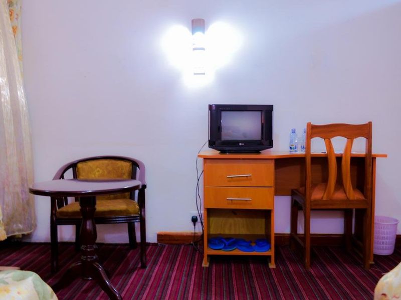 Hotel Photo 8