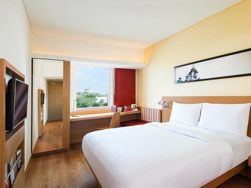 Hotel Photo 1