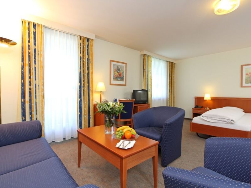 Hotel Photo 6