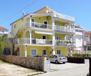 Apartments with a parking space Vodice - 5237 Vodice Croatia