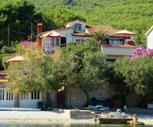 Family friendly seaside apartments Arbanija (Ciovo) - 5220 Arbanija Croatia